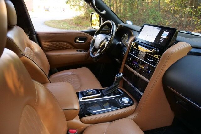 2023 INFINITI QX80 Sensory 4WD / Third Row / Bose Audio / Cooled Seats! High Point NC