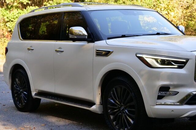 2023 INFINITI QX80 Sensory 4WD / Third Row / Bose Audio / Cooled Seats! High Point NC