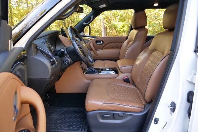 2023 INFINITI QX80 Sensory 4WD / Third Row / Bose Audio / Cooled Seats! High Point NC