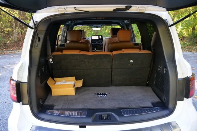2023 INFINITI QX80 Sensory 4WD / Third Row / Bose Audio / Cooled Seats! High Point NC