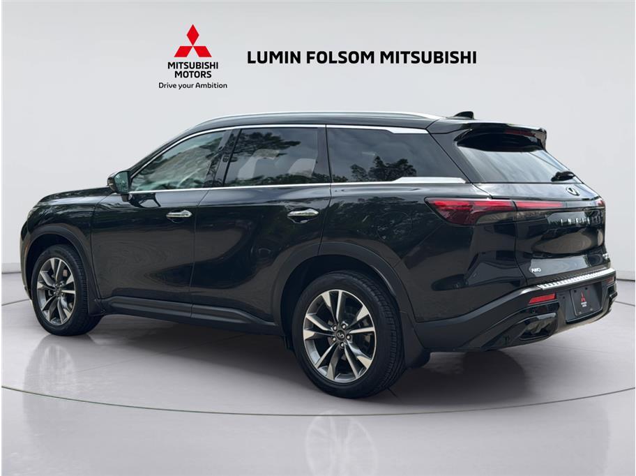 2023 Infiniti QX60 LUXE Sport Utility 4D