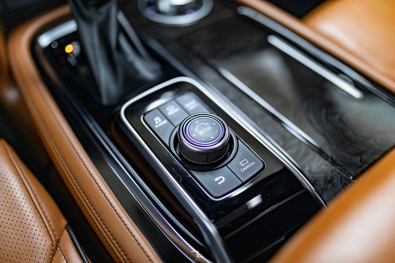 2023 Infiniti QX80 AWD Luxe Leather Roof Nav BCam Red Deer AB