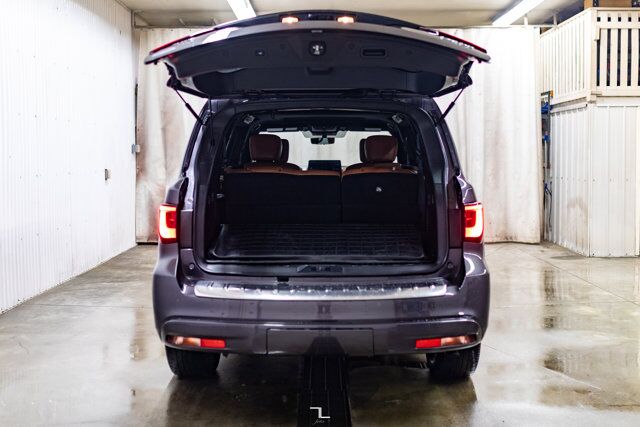2023 Infiniti QX80 AWD Luxe Leather Roof Nav BCam Red Deer AB