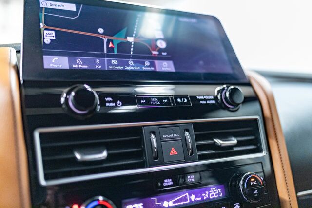 2023 Infiniti QX80 AWD Luxe Leather Roof Nav BCam Red Deer AB