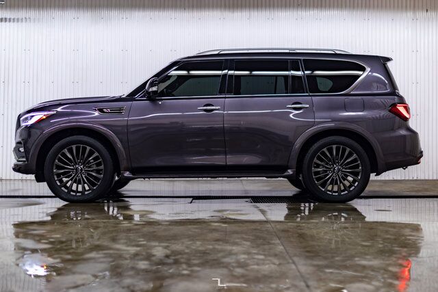 2023 Infiniti QX80 AWD Luxe Leather Roof Nav BCam Red Deer AB