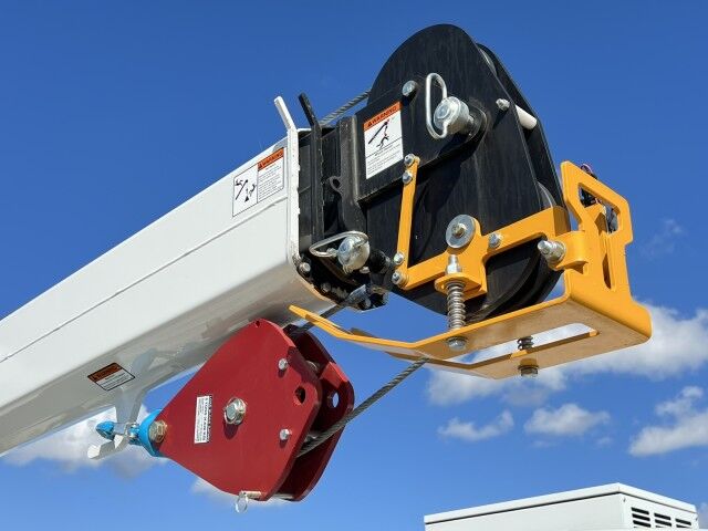 2023 International CV515 -BLOWOUT SALE - Mechanic Service Truck with Stellar Telescopic Crane 8630 Homestead FL