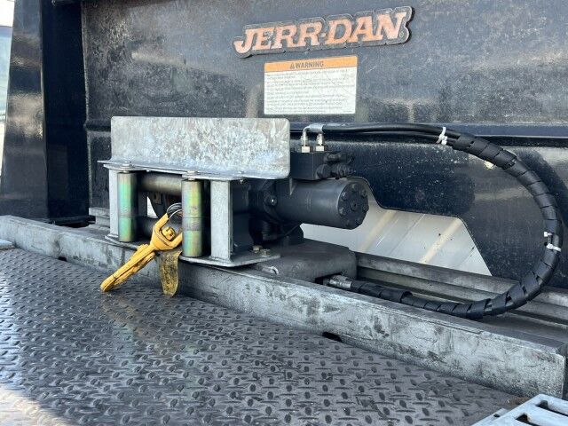 2023 International MV607 22' Jerr-Dan Rollback Sharkbed Car Carrier Truck