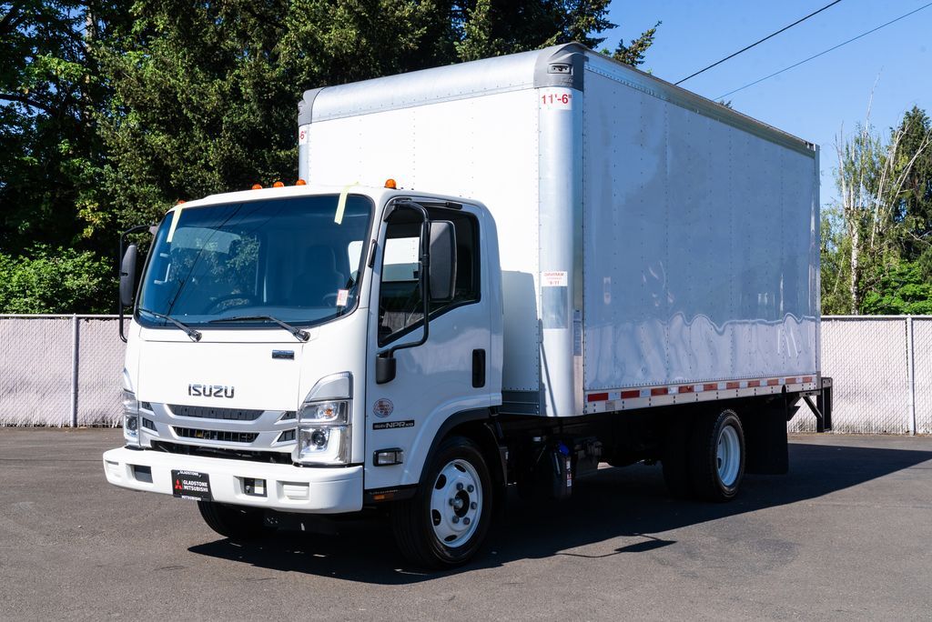 2023 Isuzu NPR Milwaukie OR