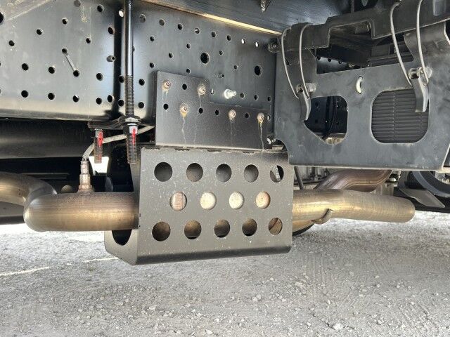 2023 Isuzu NPR-HD GAS - BLOWOUT SALE - 16' BABCO Steel Flatbed Truck Homestead FL