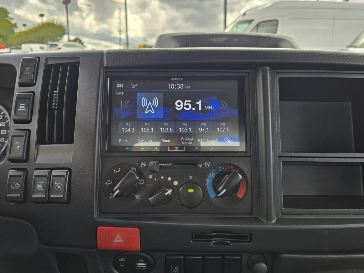 2023 Isuzu NRR 20ft Box W/2,500lbs Tuck-Under Liftgate and 5.2L Diesel Concord NC