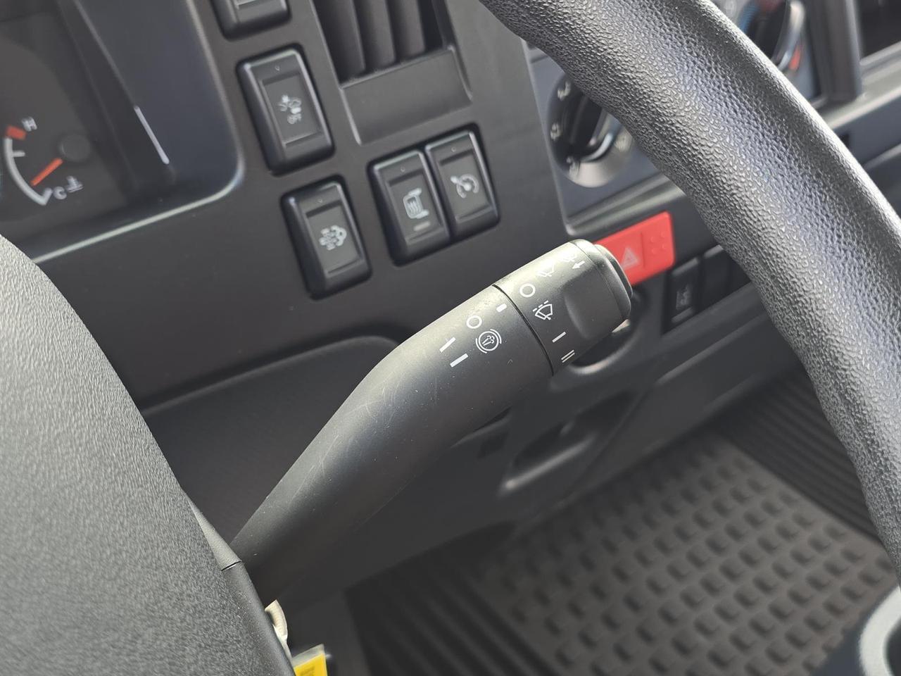 2023 Isuzu NRR 20ft Box W/2,500lbs Tuck-Under Liftgate and 5.2L Diesel Concord NC