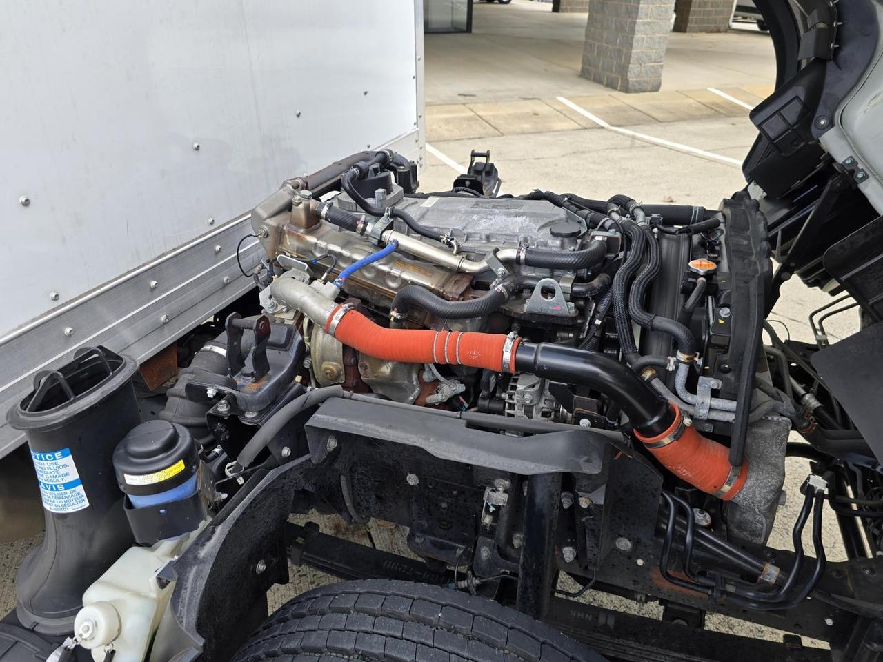 2023 Isuzu NRR 20ft Box W/2,500lbs Tuck-Under Liftgate and 5.2L Diesel Concord NC