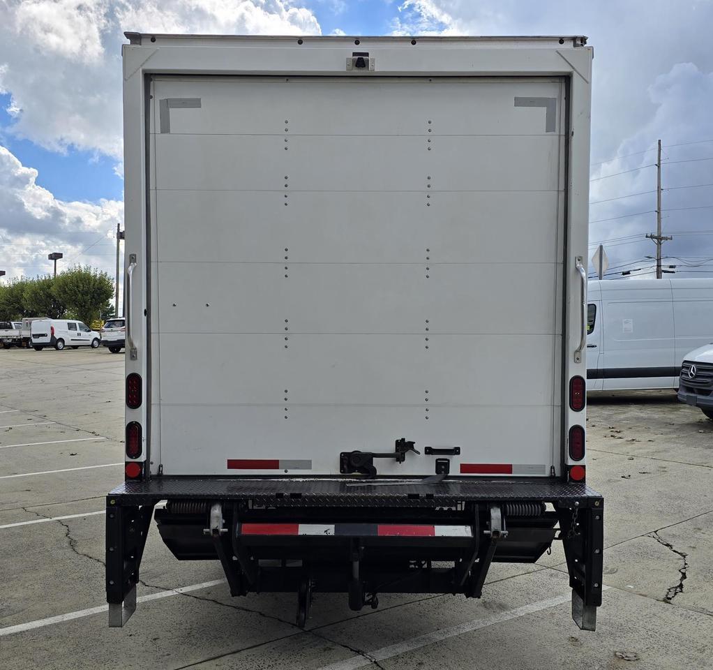 2023 Isuzu NRR 20ft Box W/2,500lbs Tuck-Under Liftgate and 5.2L Diesel Concord NC