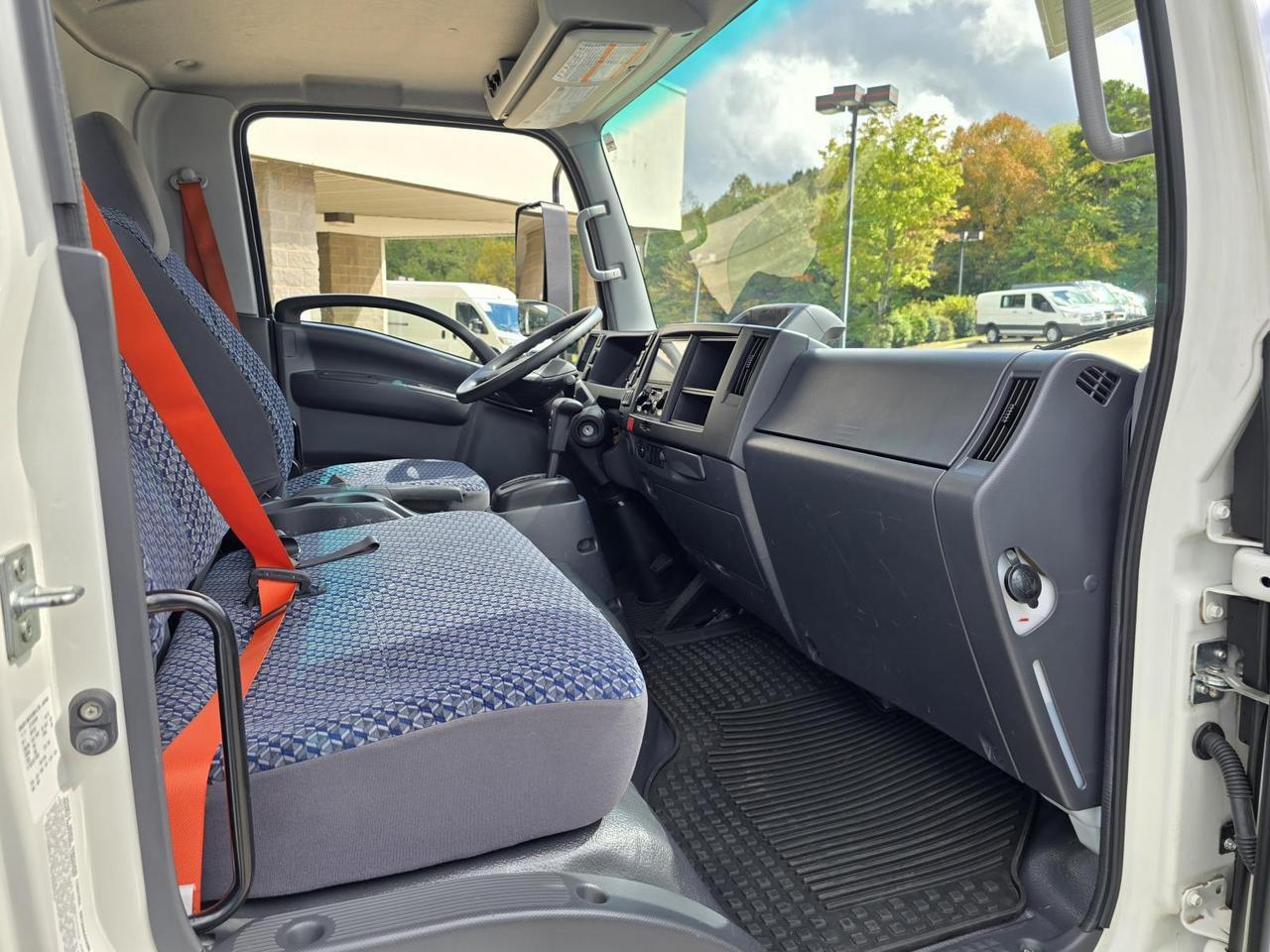 2023 Isuzu NRR 20ft Box W/2,500lbs Tuck-Under Liftgate and 5.2L Diesel Concord NC