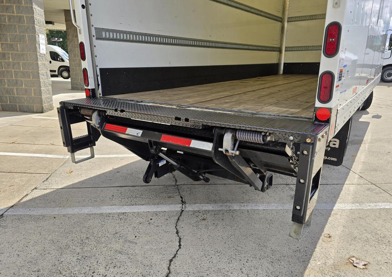 2023 Isuzu NRR 20ft Box W/2,500lbs Tuck-Under Liftgate and 5.2L Diesel Concord NC