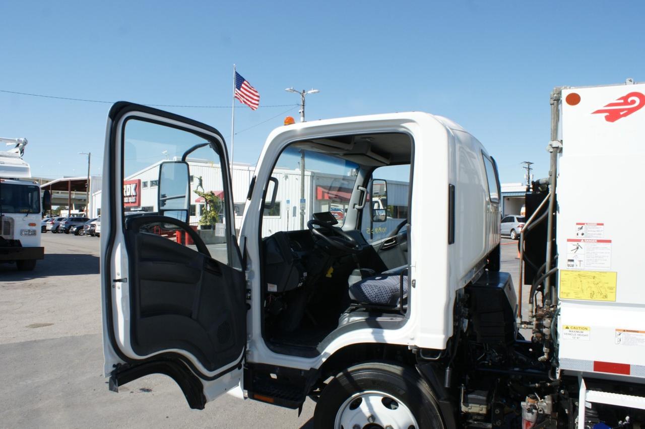 2023 Isuzu NRR 8 Yard Pac-Mac Rear Loader Garbage Truck Tampa FL