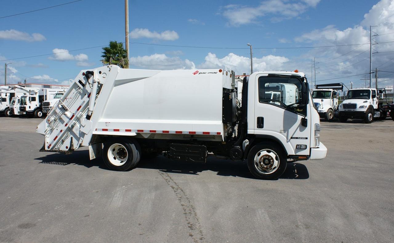 2023 Isuzu NRR 8 yd PacMac Rear Loader Garbage trucks Tampa FL