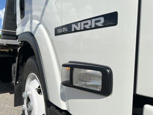 2023 Isuzu NRR Gas 22' Jerr-Dan Aluminum Rollback Car Carrier Truck. Order Yours! Miami FL