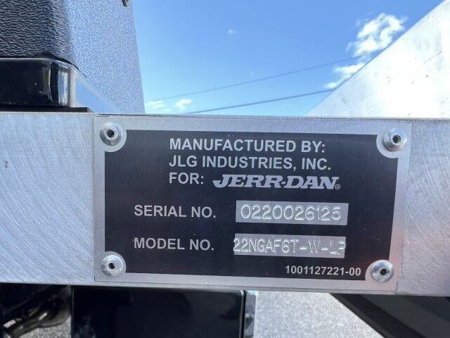 2023 Isuzu NRR Gas 22' Jerr-Dan Aluminum Rollback Car Carrier Truck. Order Yours! Miami FL