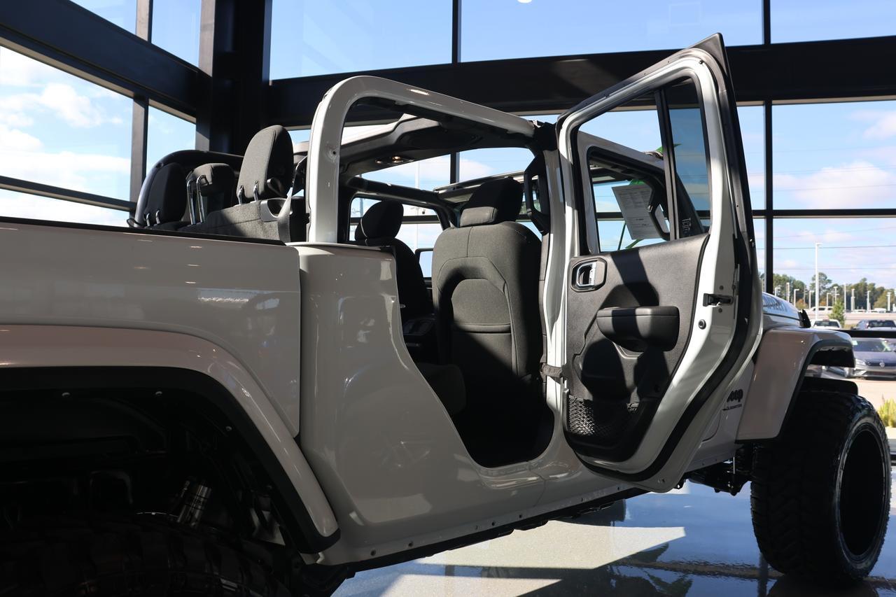 2023 JEEP GLADIATOR SPORT Houston TX