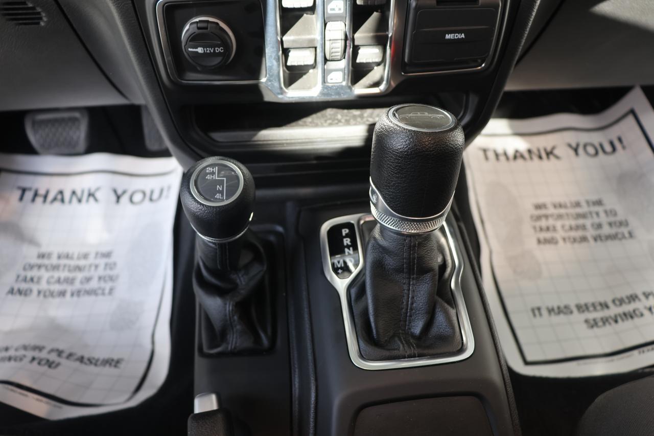 2023 JEEP GLADIATOR SPORT Houston TX