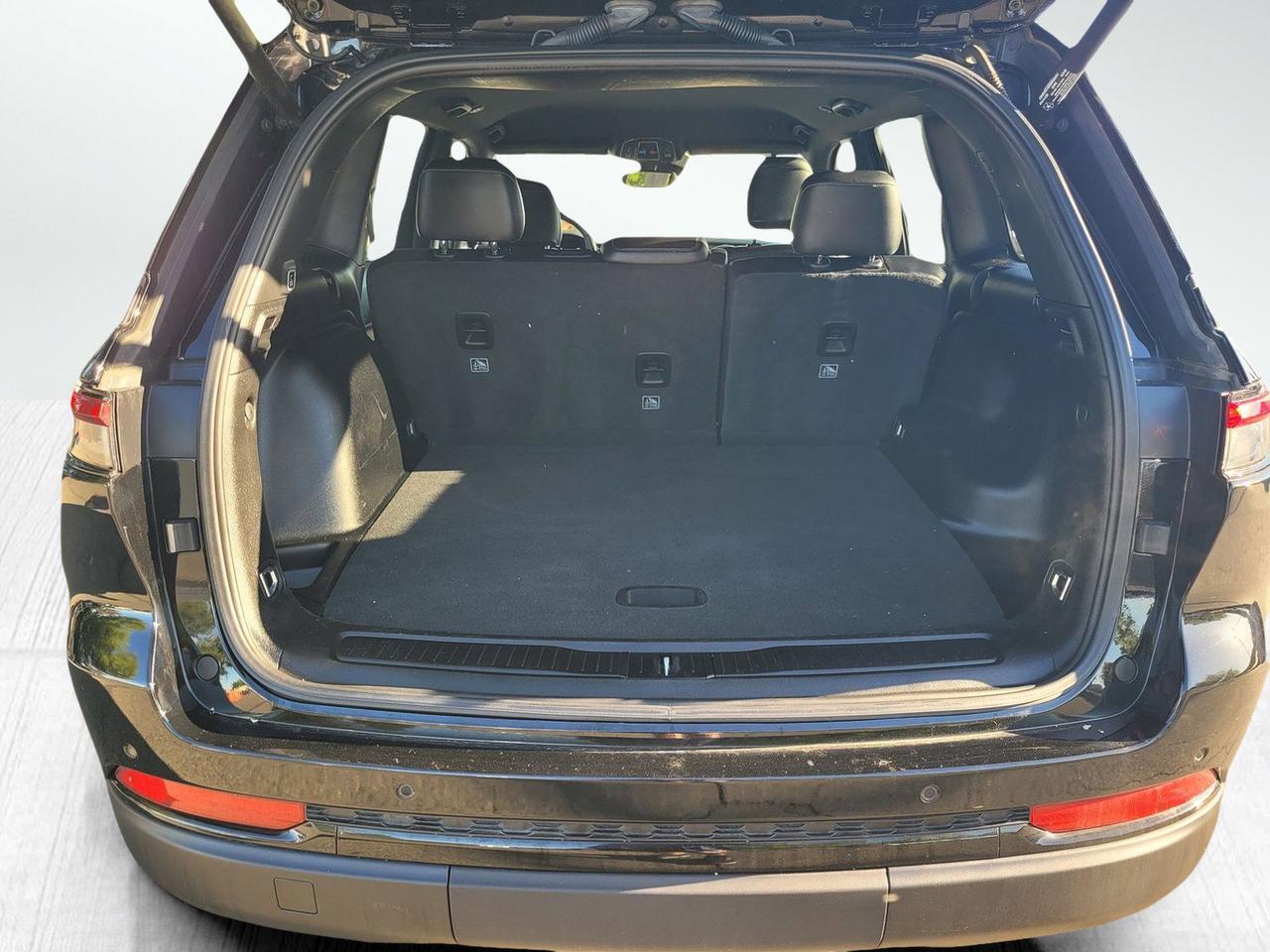 2023 JEEP GRAND CHEROKEE ALTITUDE Roseville CA