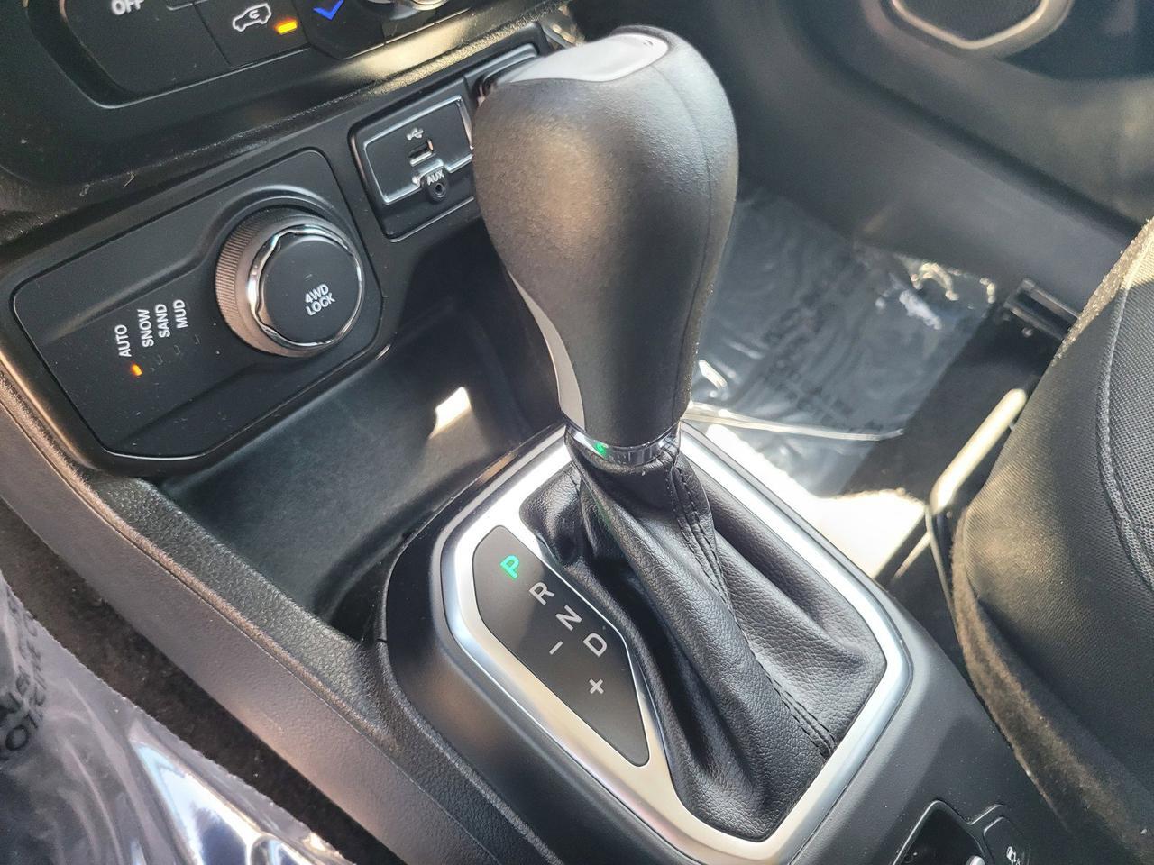2023 JEEP RENEGADE LATITUDE Roseville CA