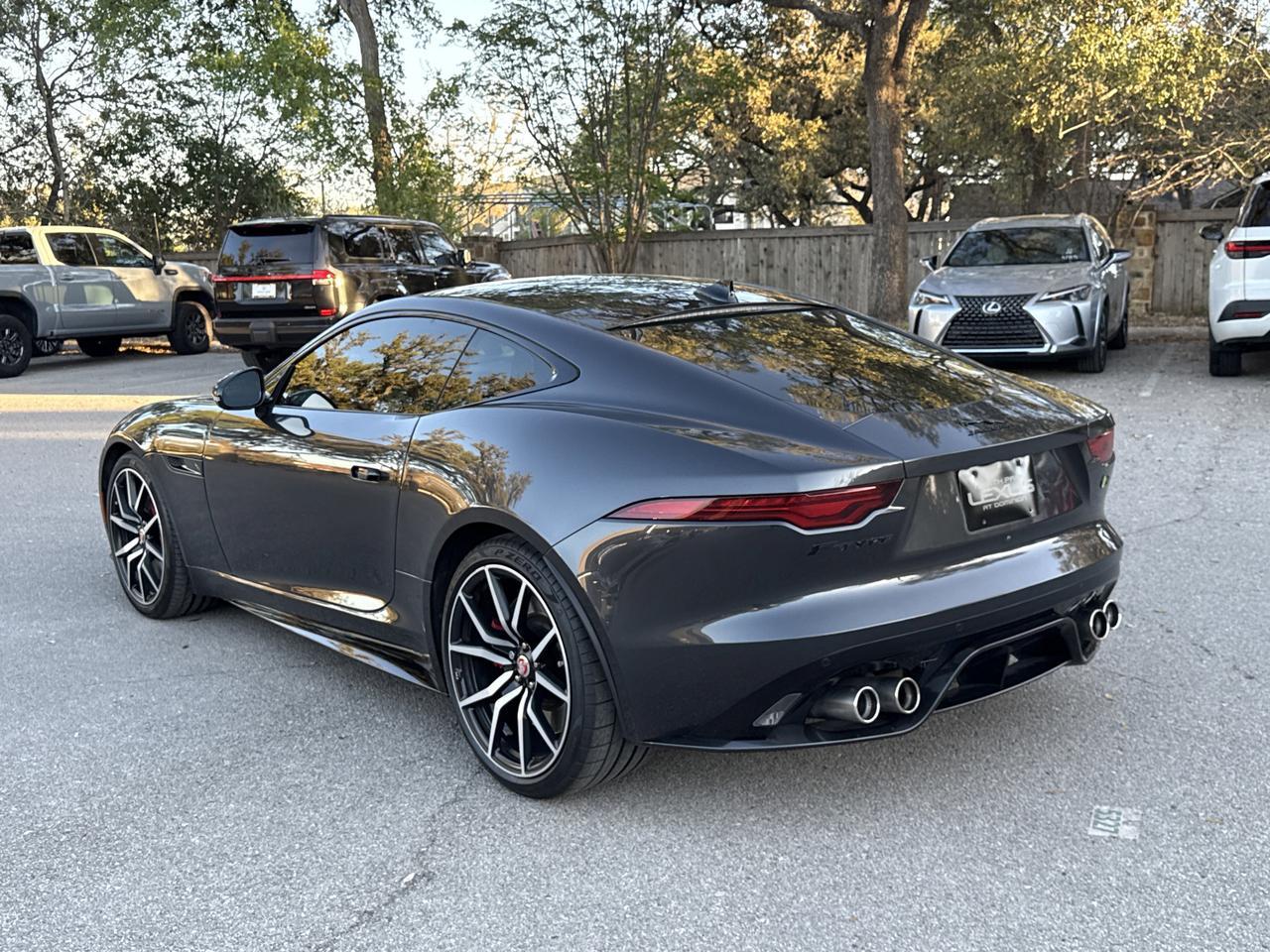 2023 Jaguar F-TYPE R