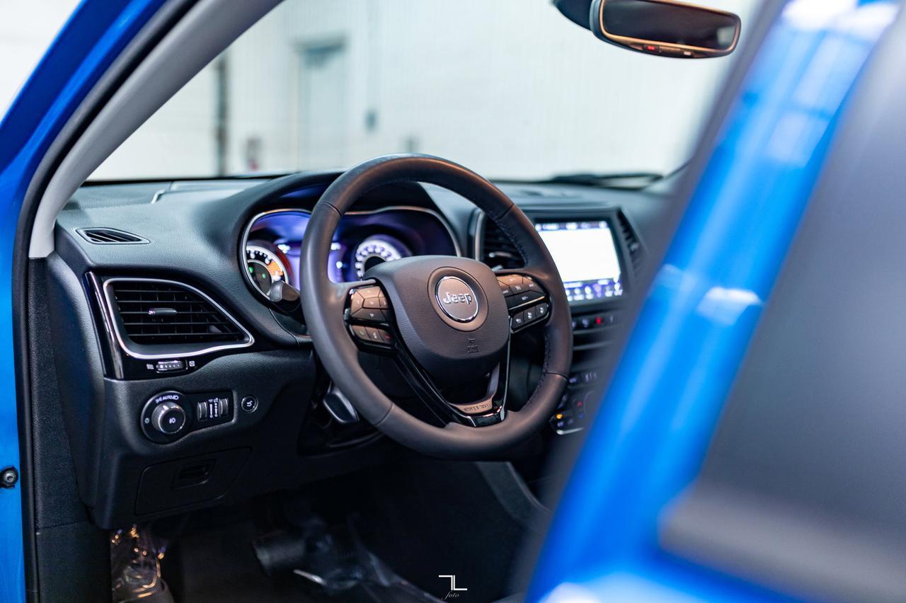 2023 Jeep Cherokee 4x4 Altitude Elite Leather Roof Nav Red Deer AB