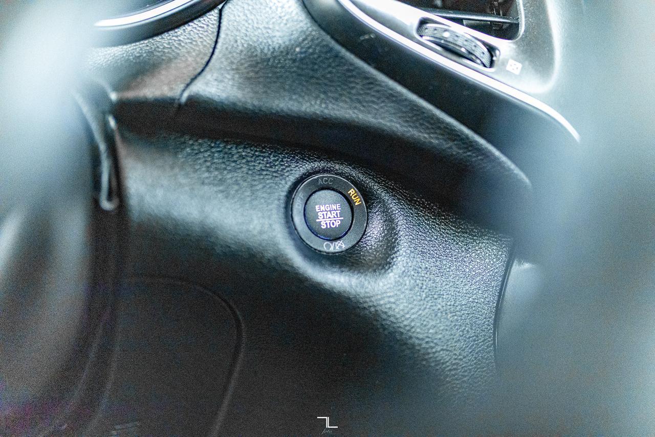 2023 Jeep Cherokee 4x4 Trailhawk Leather Roof Nav BCam Red Deer AB