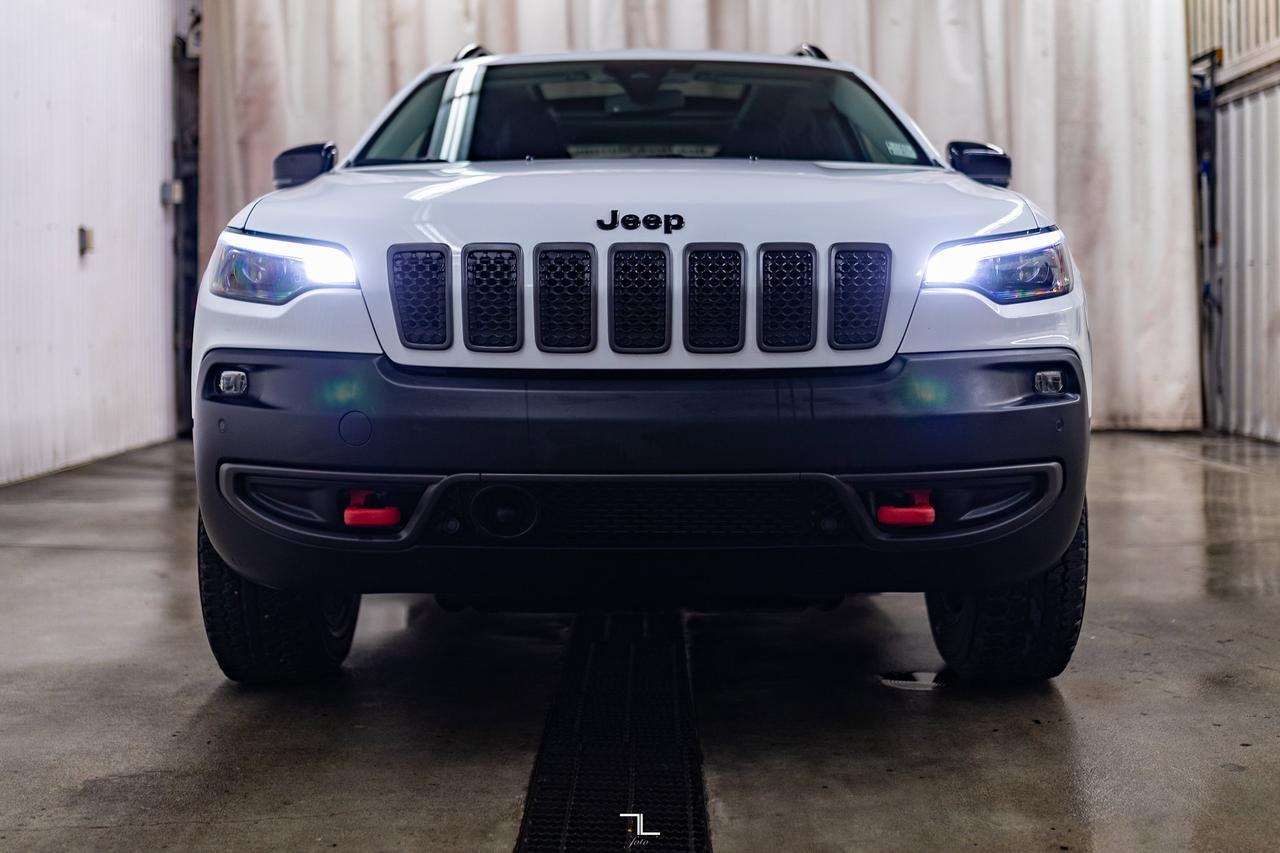 2023 Jeep Cherokee 4x4 Trailhawk Leather Roof Nav BCam Red Deer AB