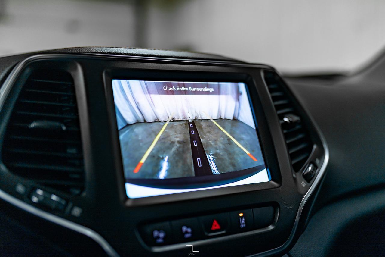 2023 Jeep Cherokee 4x4 Trailhawk Leather Roof Nav BCam Red Deer AB