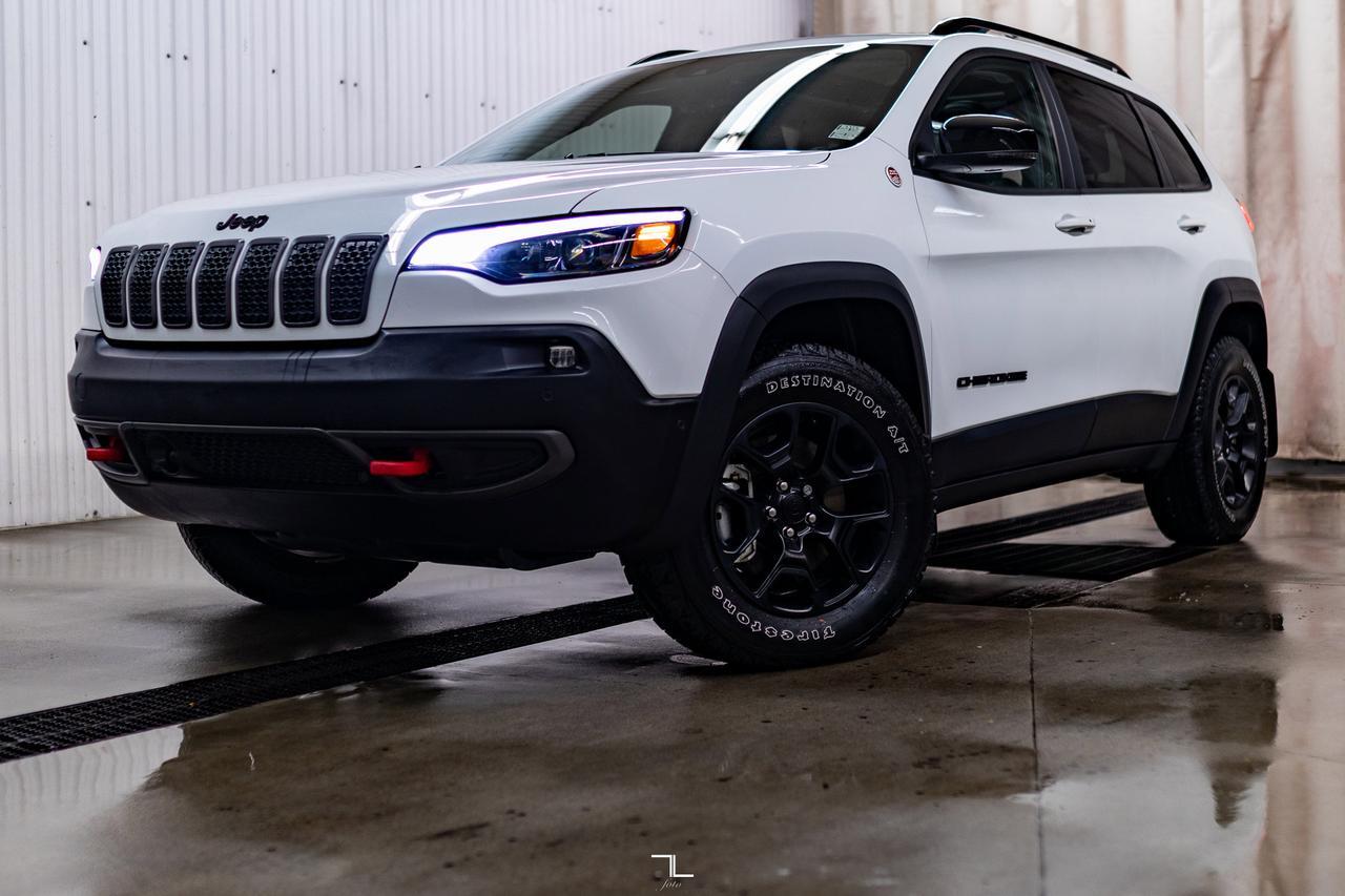 2023 Jeep Cherokee 4x4 Trailhawk Leather Roof Nav BCam Red Deer AB
