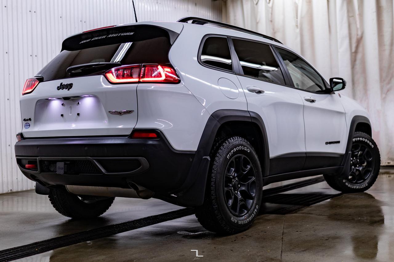 2023 Jeep Cherokee 4x4 Trailhawk Leather Roof Nav BCam Red Deer AB