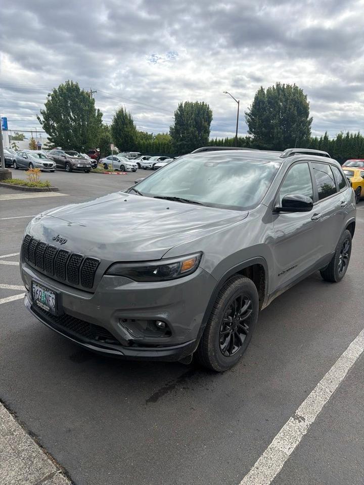 2023 Jeep Cherokee Altitude