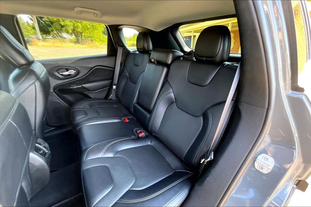 2023 Jeep Cherokee Altitude OR