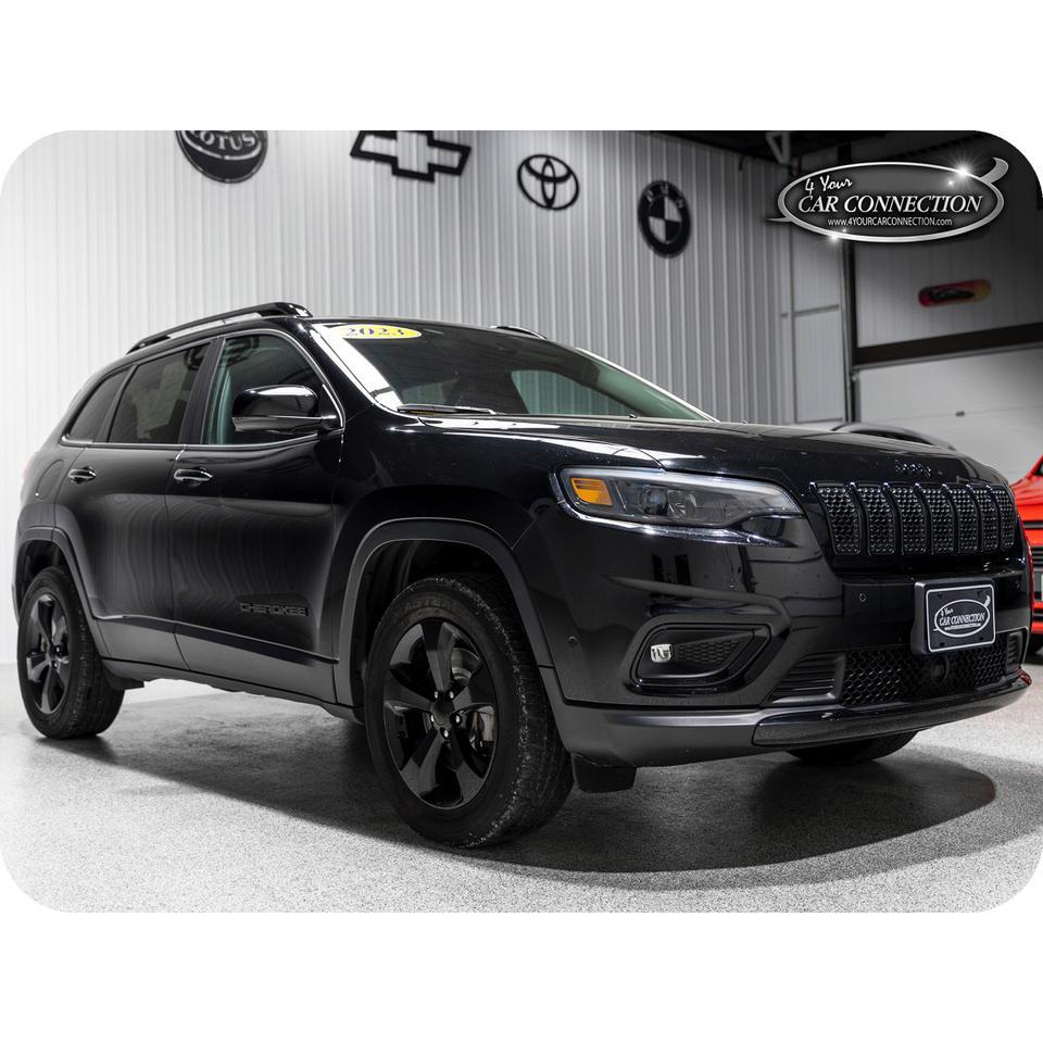 2023 Jeep Cherokee Altitude Lux 4WD NAV Cranberry PA