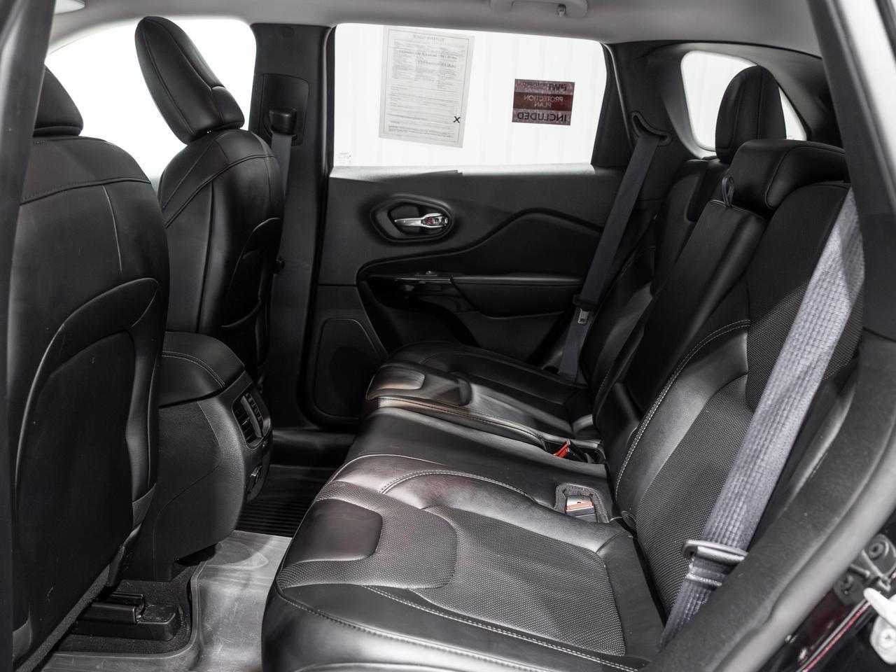 2023 Jeep Cherokee Altitude Lux 4WD NAV Cranberry PA