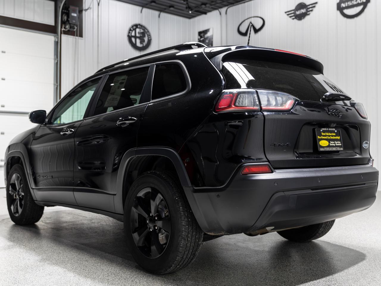 2023 Jeep Cherokee Altitude Lux 4WD NAV Cranberry PA