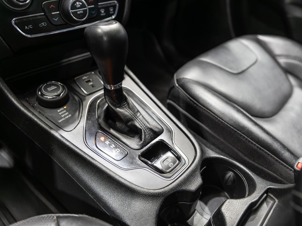 2023 Jeep Cherokee Altitude Lux 4WD NAV Cranberry PA