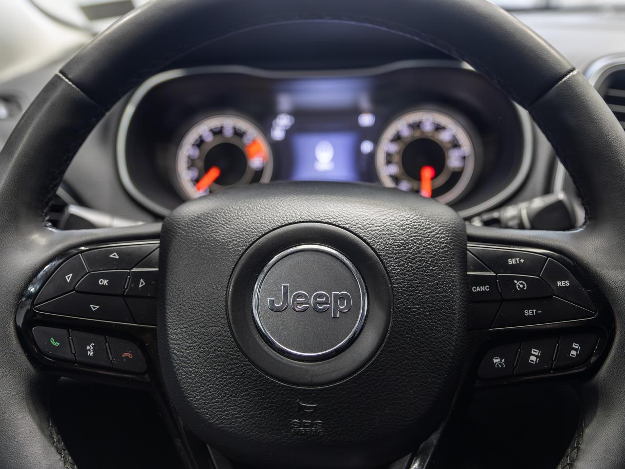 2023 Jeep Cherokee Altitude Lux 4WD NAV Cranberry PA