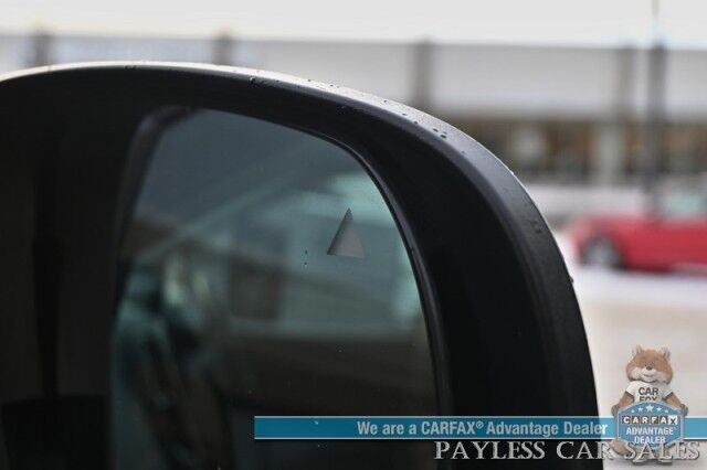 2023 Jeep Cherokee Altitude Lux / 4X4 / Auto Start / Power & Heated Leather Seats / Heated Steering Wheel / NAV / Adaptive Cruise Control / Lane Departure & Blind Spot Alert / Apple CarPlay & Android Auto / Back Up Camera / 1-Owner Anchorage AK