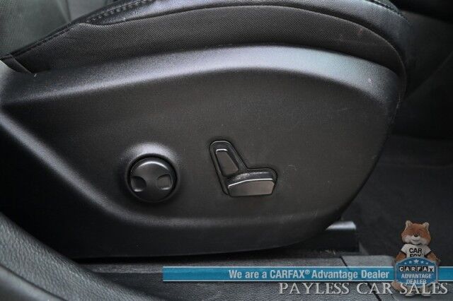 2023 Jeep Cherokee Altitude Lux / 4X4 / Auto Start / Power & Heated Leather Seats / Heated Steering Wheel / NAV / Adaptive Cruise Control / Lane Departure & Blind Spot Alert / Apple CarPlay & Android Auto / Back Up Camera / 1-Owner Anchorage AK