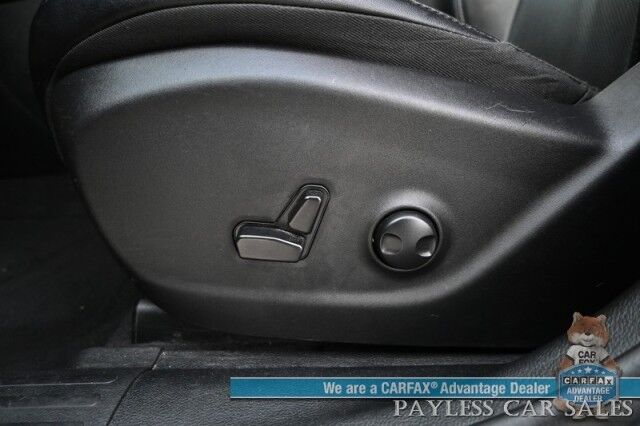 2023 Jeep Cherokee Altitude Lux / 4X4 / Auto Start / Power & Heated Leather Seats / Heated Steering Wheel / NAV / Adaptive Cruise Control / Lane Departure & Blind Spot Alert / Apple CarPlay & Android Auto / Back Up Camera / 1-Owner Anchorage AK