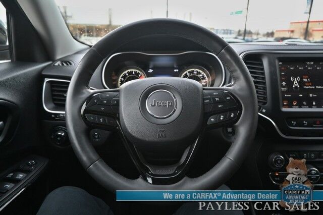 2023 Jeep Cherokee Altitude Lux / 4X4 / Auto Start / Power & Heated Leather Seats / Heated Steering Wheel / NAV / Adaptive Cruise Control / Lane Departure & Blind Spot Alert / Apple CarPlay & Android Auto / Back Up Camera / 1-Owner Anchorage AK