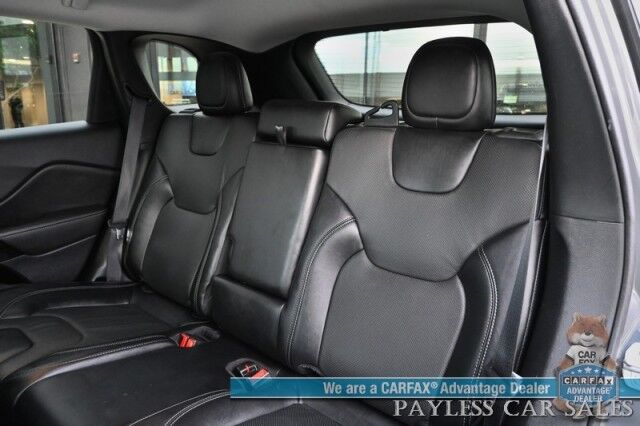 2023 Jeep Cherokee Altitude Lux / 4X4 / Auto Start / Power & Heated Leather Seats / Heated Steering Wheel / NAV / Adaptive Cruise Control / Lane Departure & Blind Spot Alert / Apple CarPlay & Android Auto / Back Up Camera / 1-Owner Anchorage AK