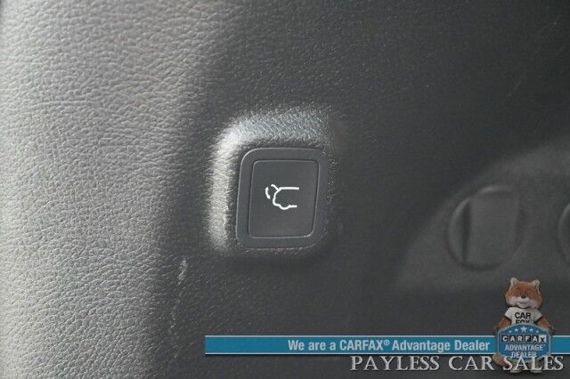 2023 Jeep Cherokee Altitude Lux / 4X4 / Auto Start / Power & Heated Leather Seats / Heated Steering Wheel / NAV / Adaptive Cruise Control / Lane Departure & Blind Spot Alert / Apple CarPlay & Android Auto / Back Up Camera / 1-Owner Anchorage AK