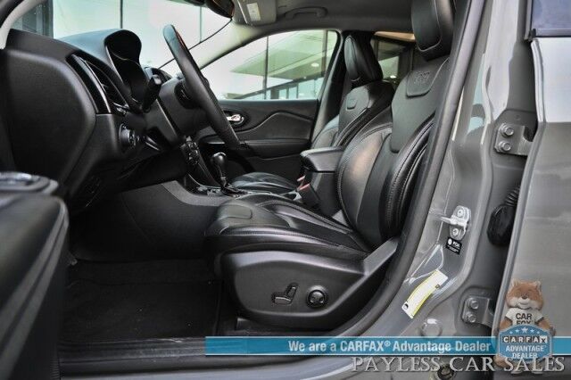 2023 Jeep Cherokee Altitude Lux / 4X4 / Auto Start / Power & Heated Leather Seats / Heated Steering Wheel / NAV / Adaptive Cruise Control / Lane Departure & Blind Spot Alert / Apple CarPlay & Android Auto / Back Up Camera / 1-Owner Anchorage AK