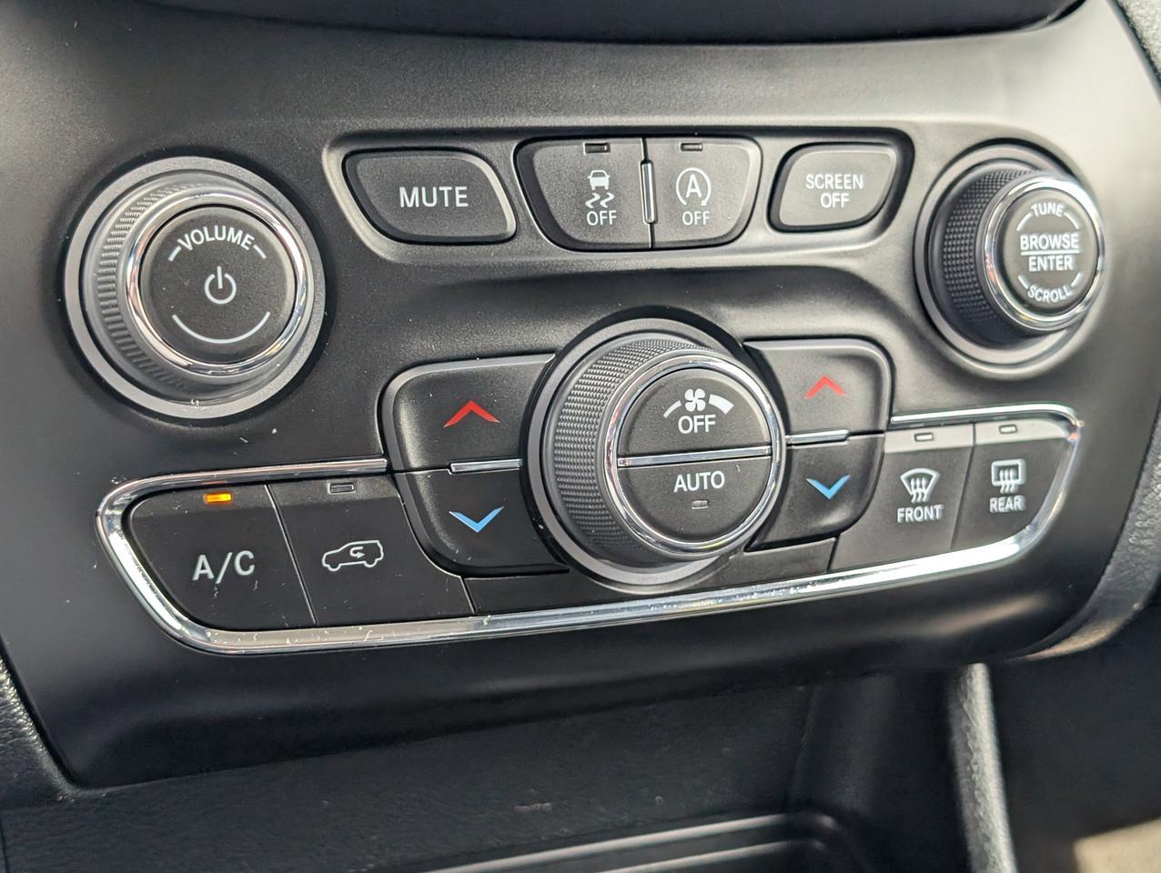 2023 Jeep Cherokee Altitude Lux Dalton GA