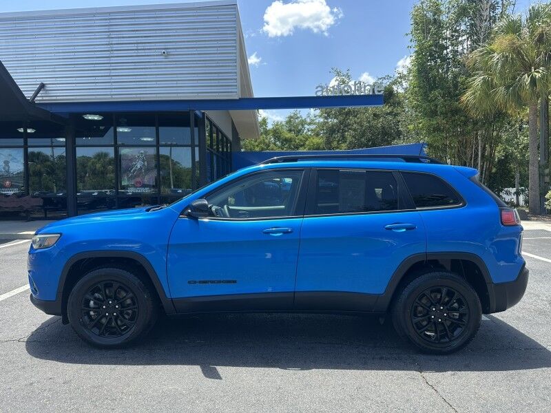 2023 Jeep Cherokee Altitude Lux